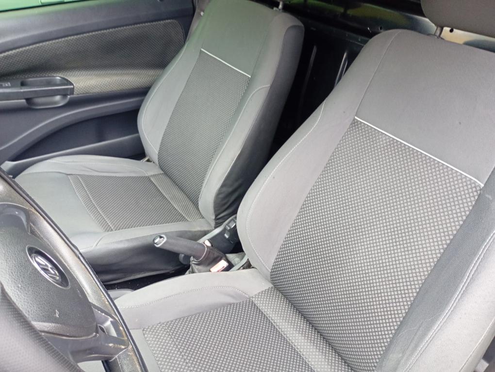 VOLKSWAGEN Saveiro - Foto