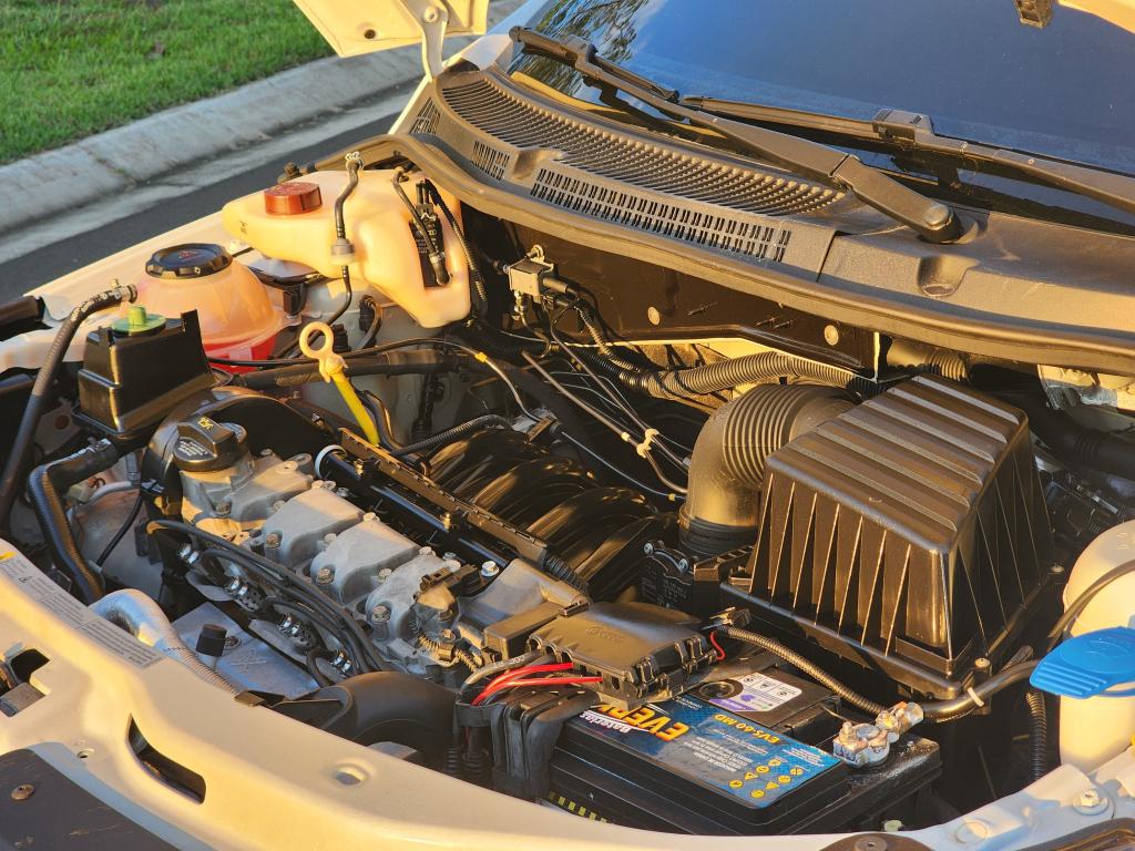 VOLKSWAGEN Saveiro - Foto