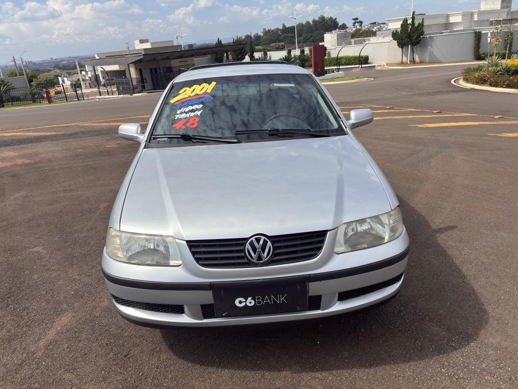 VOLKSWAGEN Saveiro - Foto