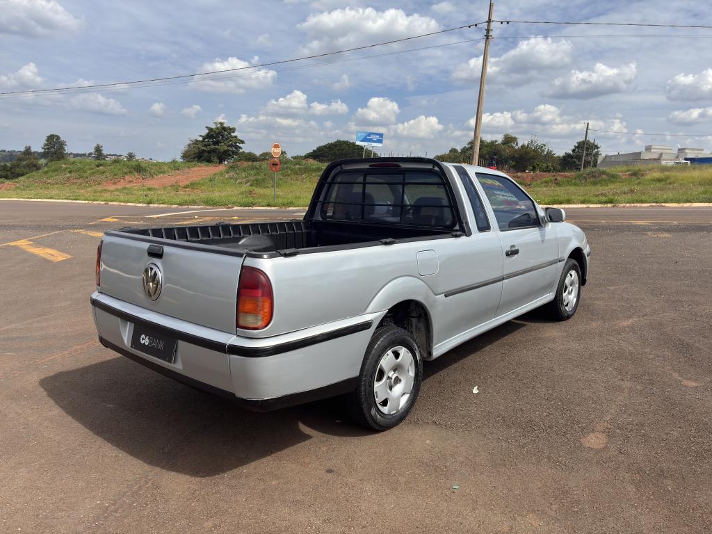 VOLKSWAGEN Saveiro - Foto