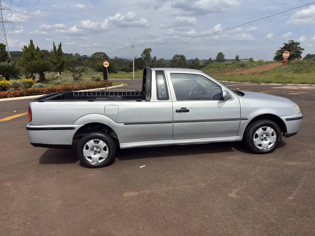 VOLKSWAGEN Saveiro - Foto
