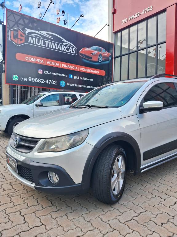 VOLKSWAGEN Saveiro - Foto
