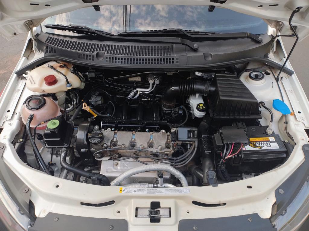 VOLKSWAGEN Saveiro - Foto