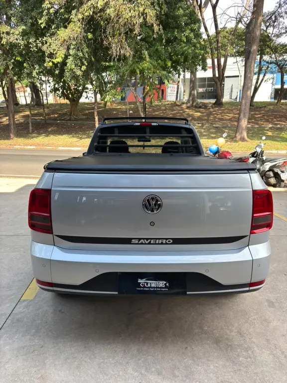 VOLKSWAGEN Saveiro - Foto