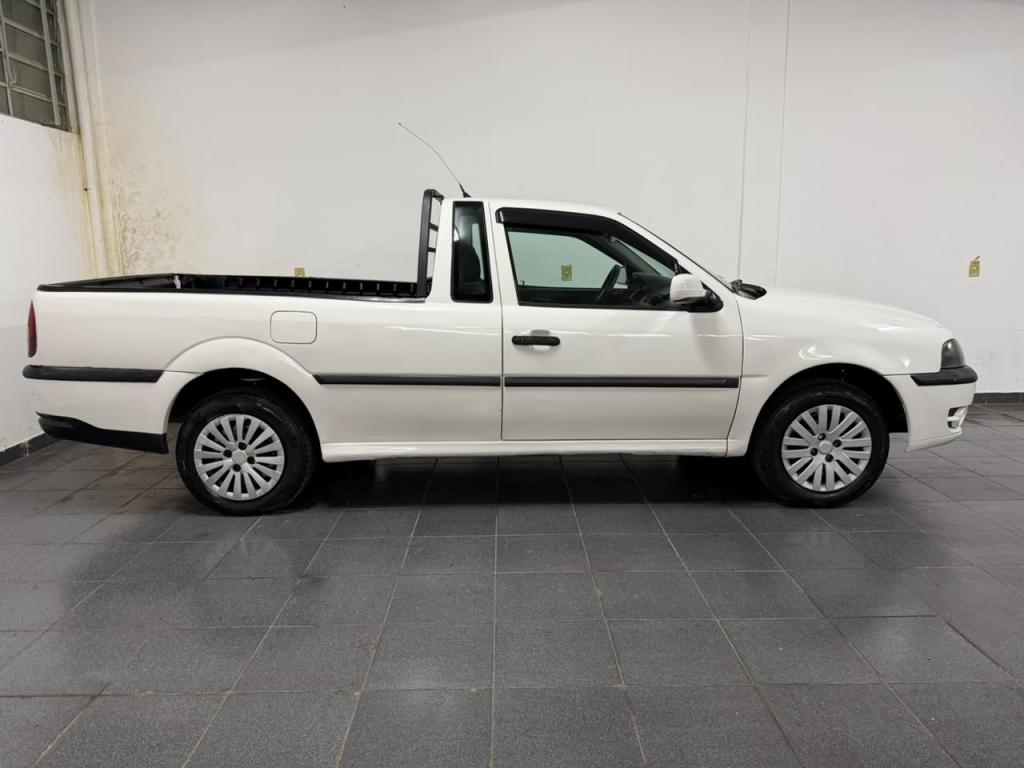 VOLKSWAGEN Saveiro - Foto