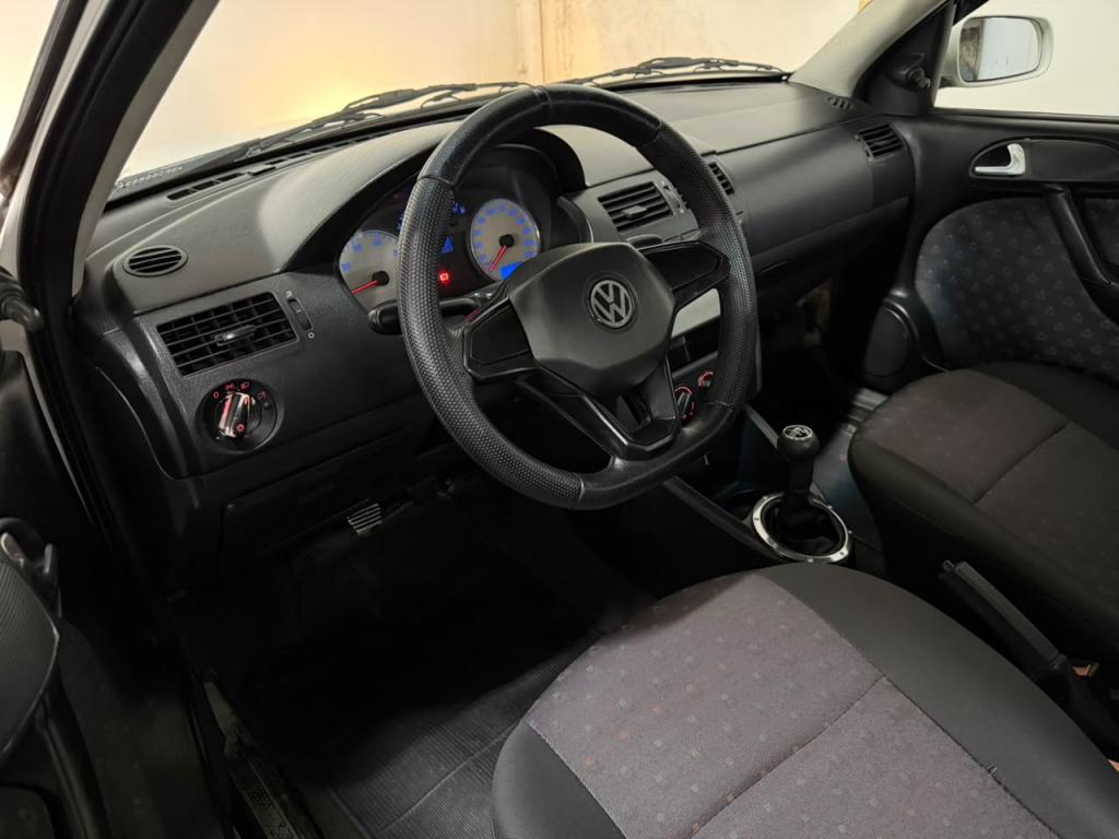 VOLKSWAGEN Saveiro - Foto