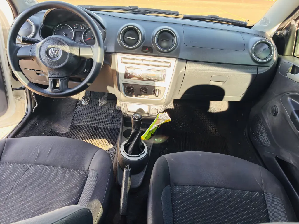 VOLKSWAGEN Saveiro - Foto