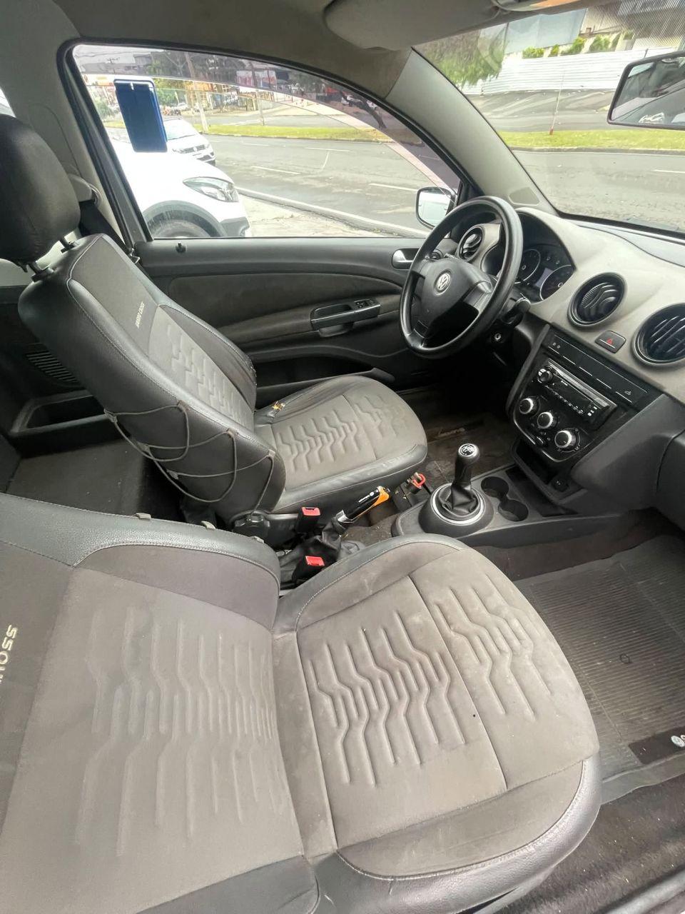 VOLKSWAGEN Saveiro - Foto