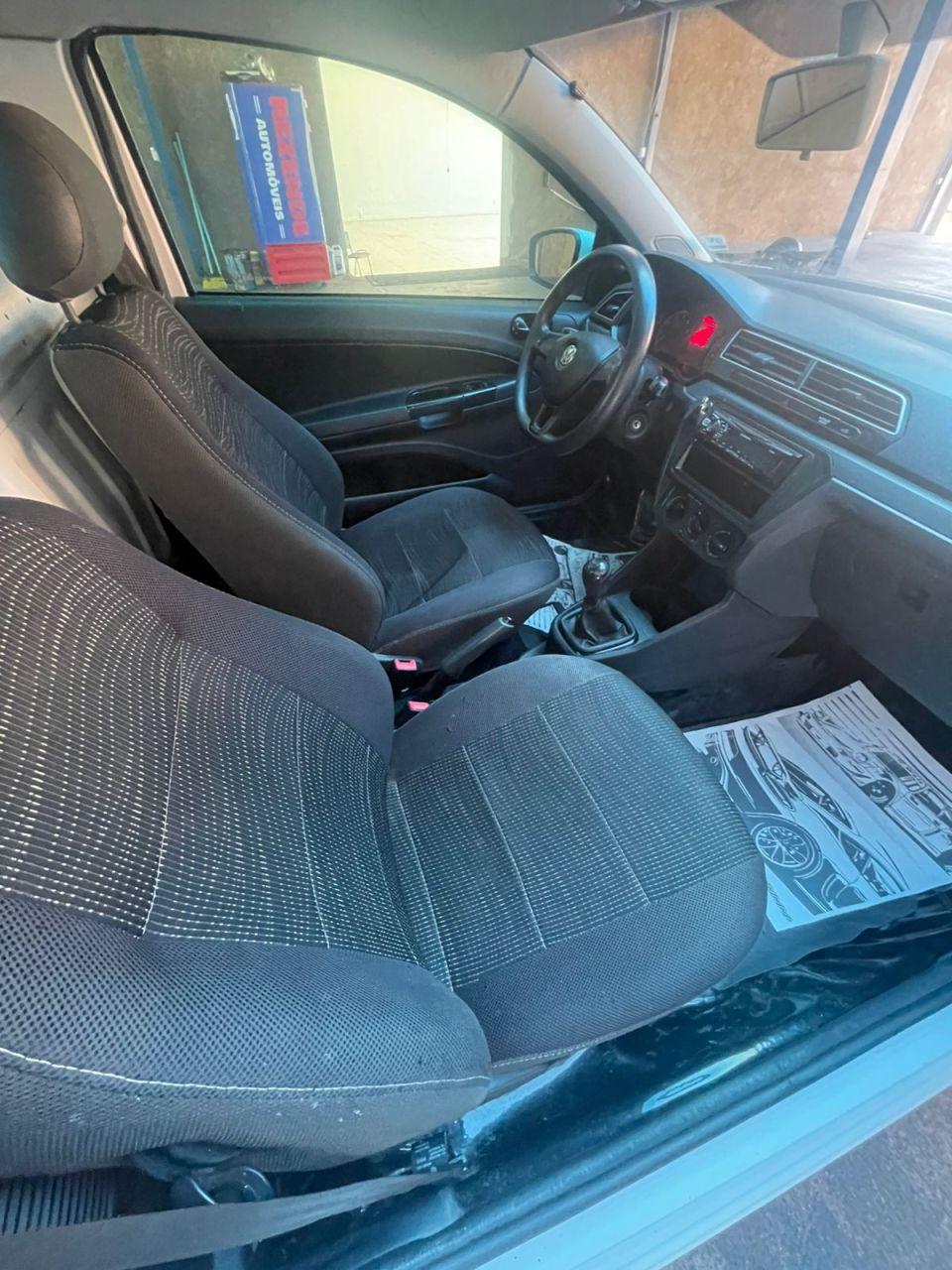 VOLKSWAGEN Saveiro - Foto