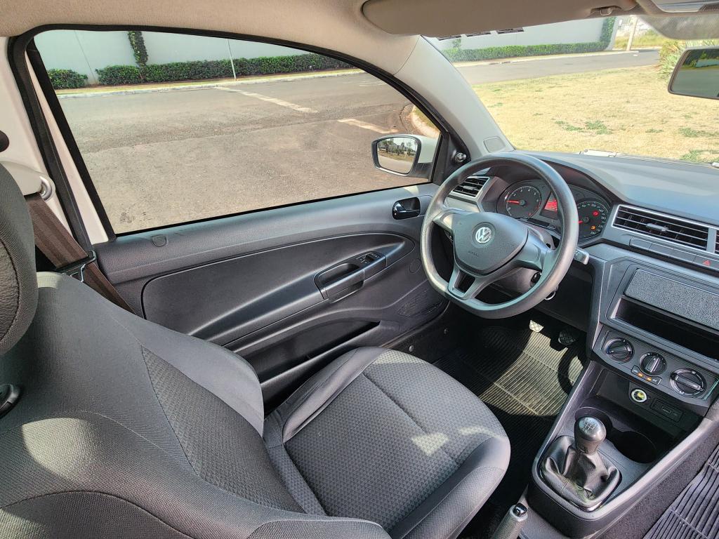 VOLKSWAGEN Saveiro - Foto