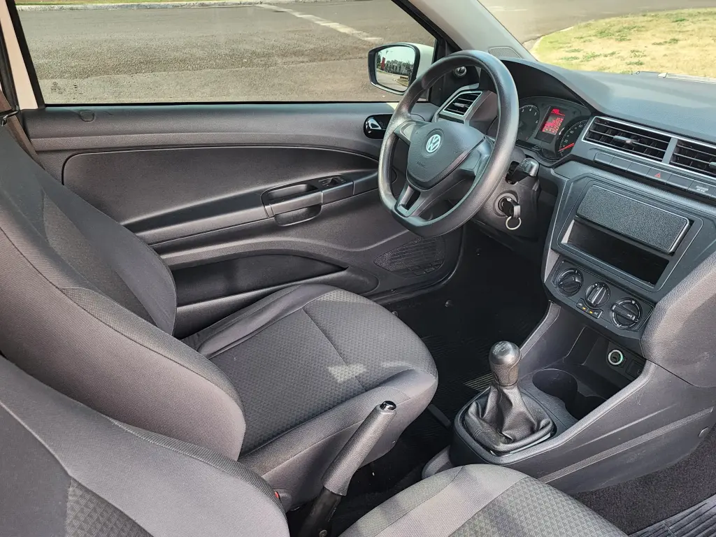 VOLKSWAGEN Saveiro - Foto