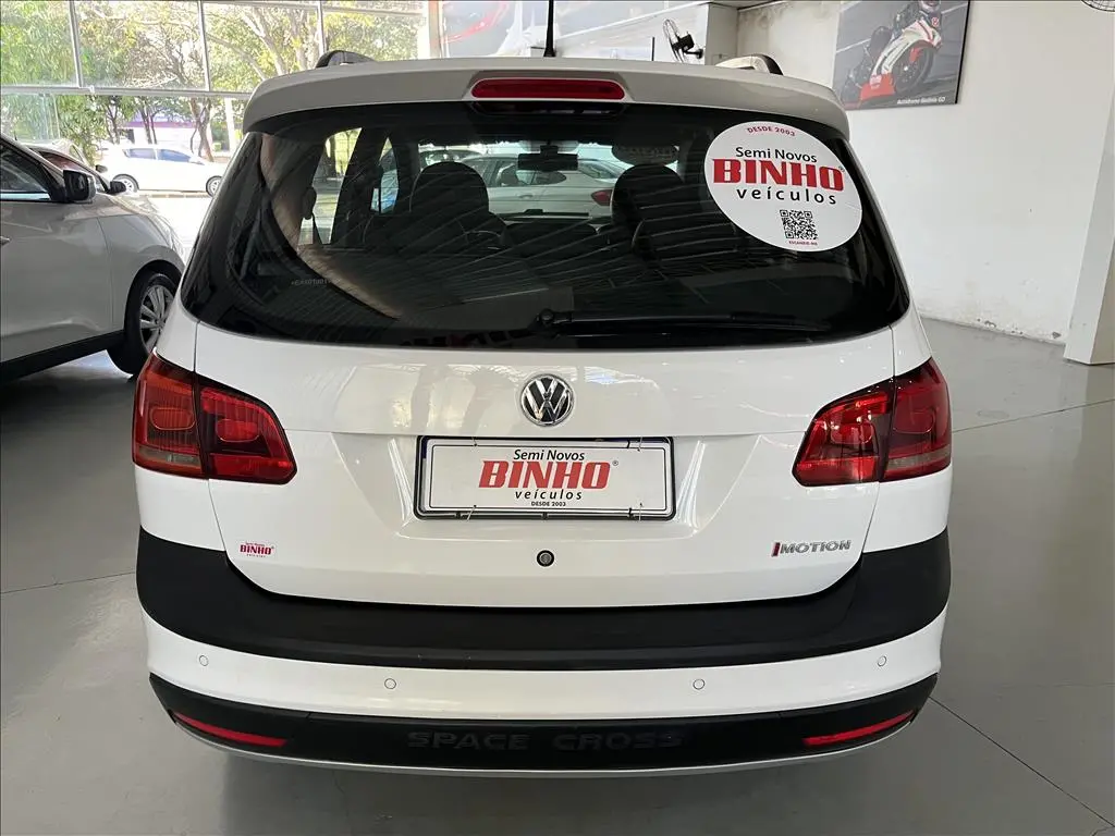 VOLKSWAGEN Space Cross - Foto