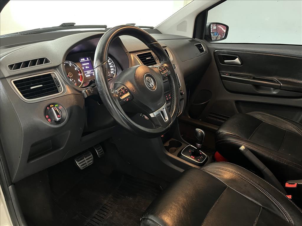 VOLKSWAGEN Space Cross - Foto