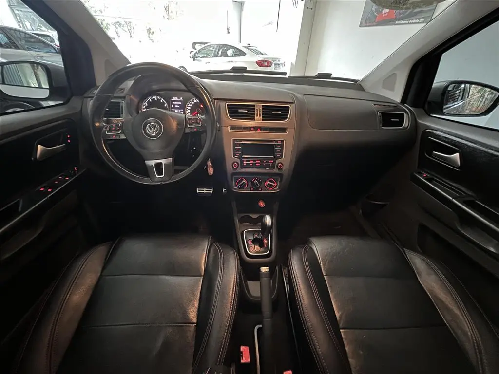 VOLKSWAGEN Space Cross - Foto