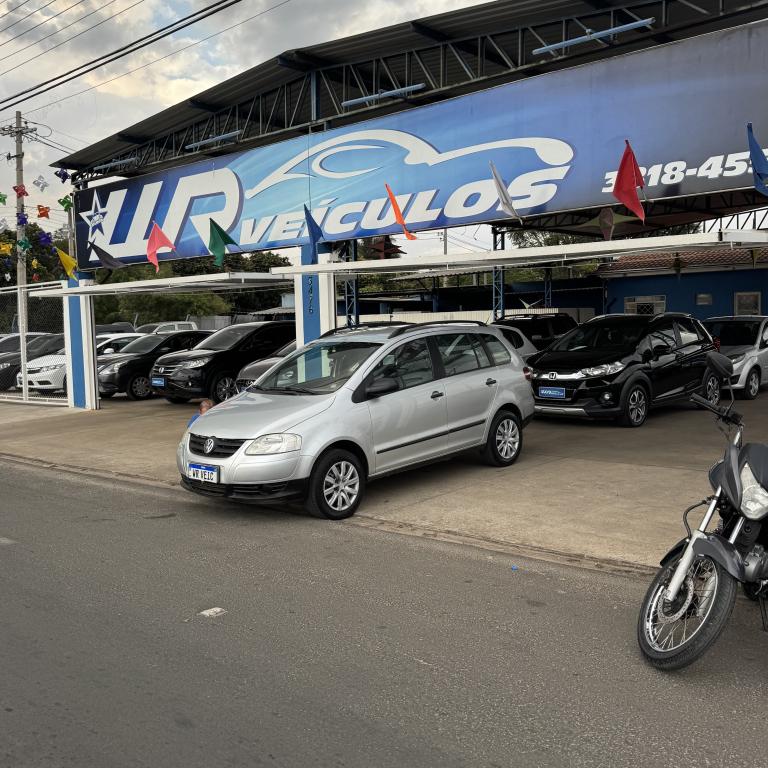 VOLKSWAGEN Space Fox