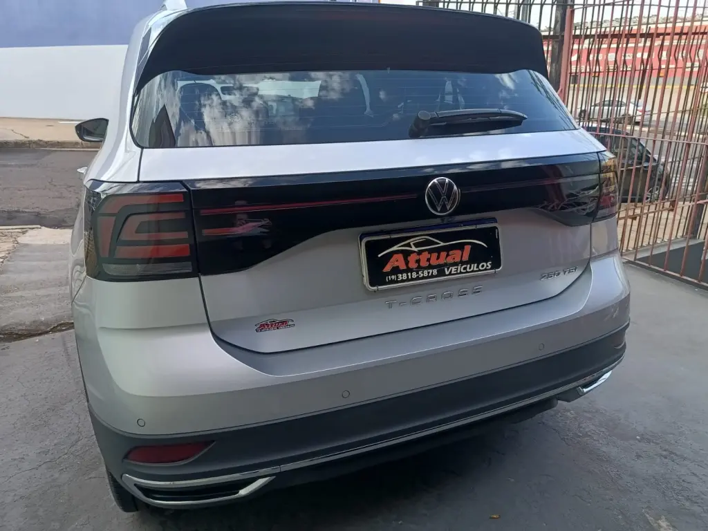 VOLKSWAGEN T-Cross - Foto
