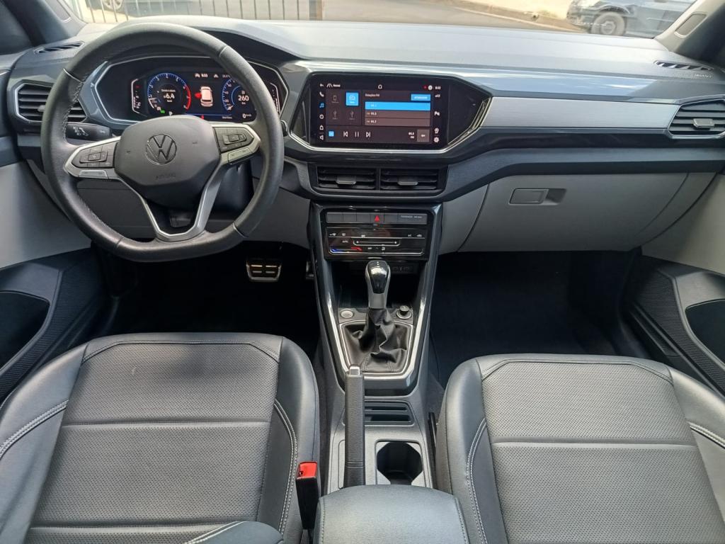 VOLKSWAGEN T-Cross - Foto