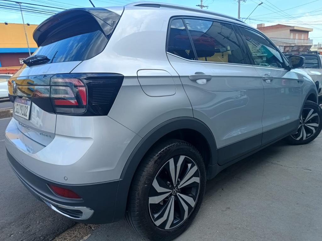 VOLKSWAGEN T-Cross - Foto
