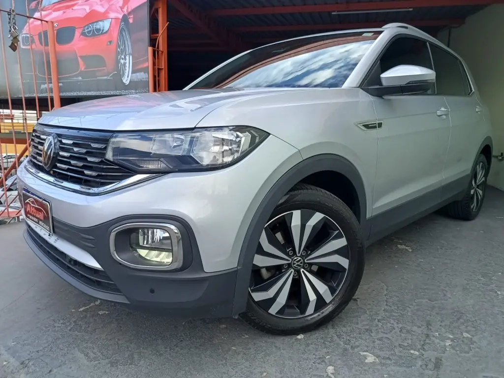 VOLKSWAGEN T-Cross - Foto