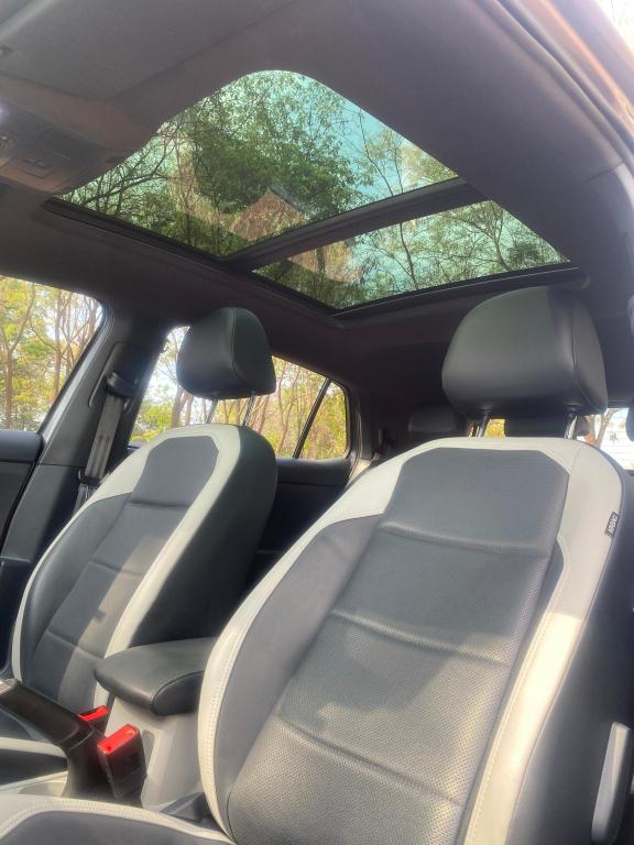 VOLKSWAGEN T-Cross - Foto