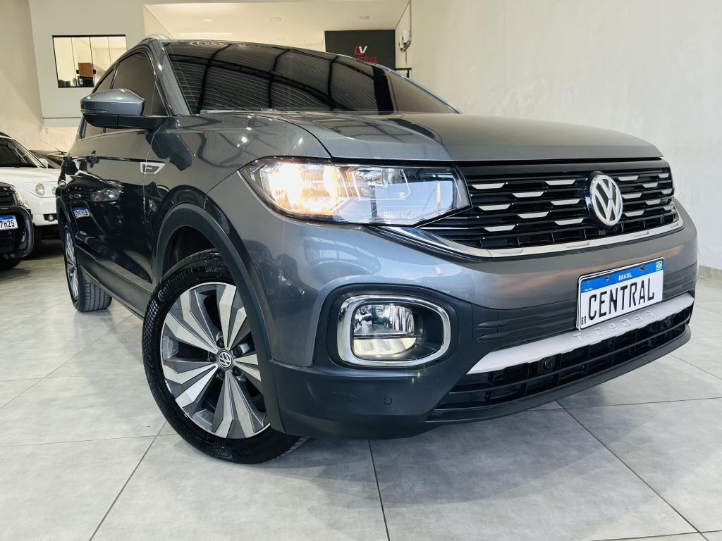 VOLKSWAGEN T-Cross - Foto