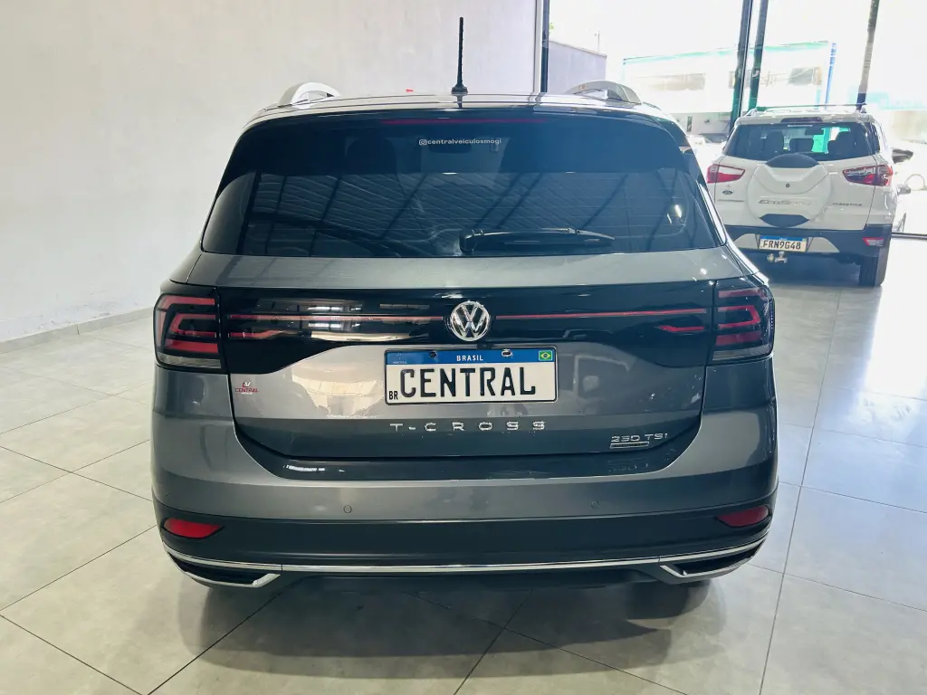 VOLKSWAGEN T-Cross - Foto