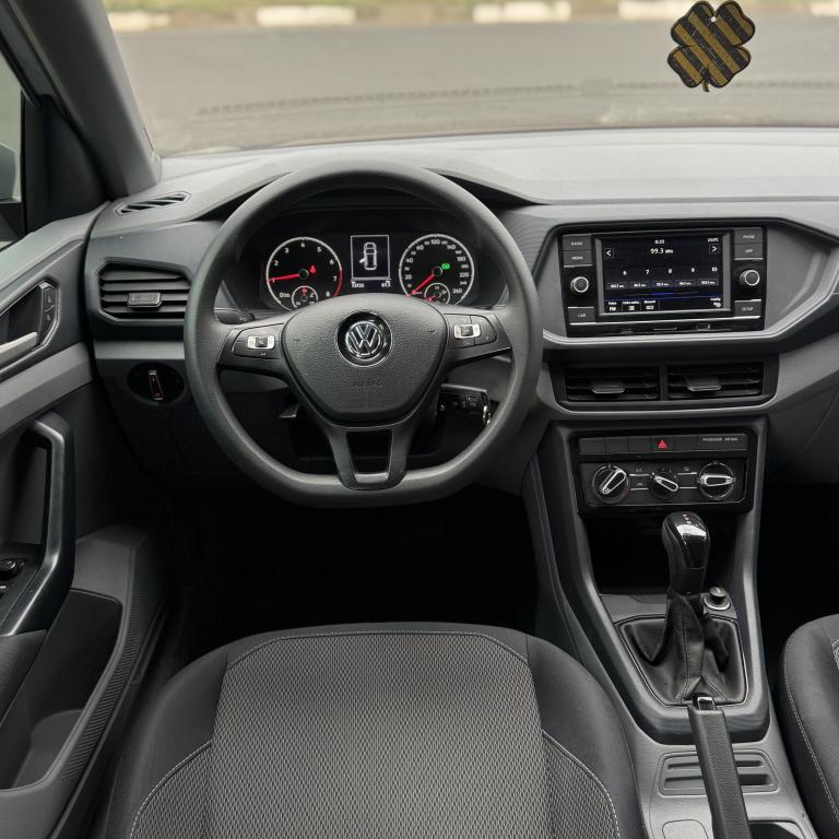 VOLKSWAGEN T-Cross - Foto