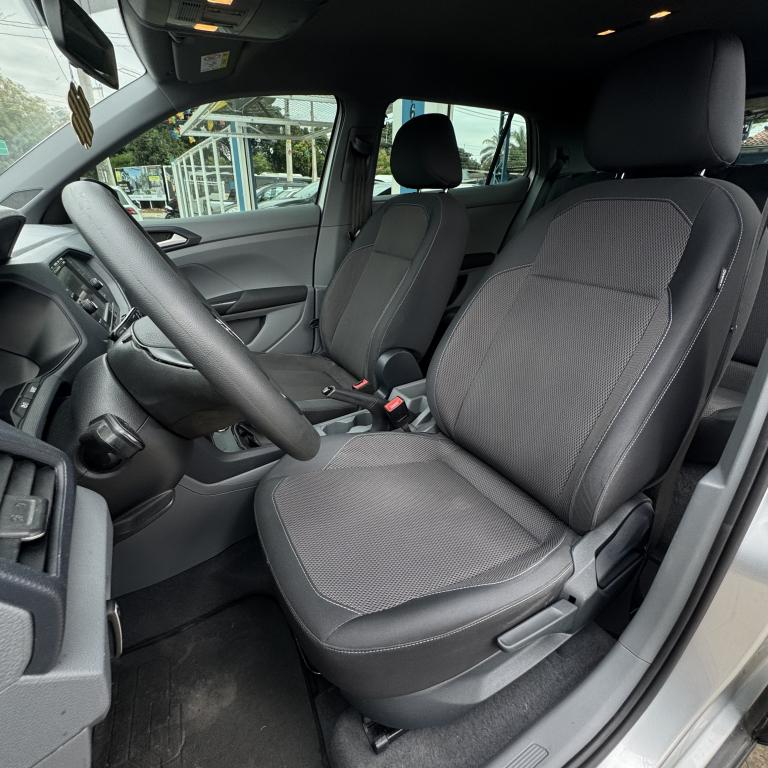 VOLKSWAGEN T-Cross - Foto