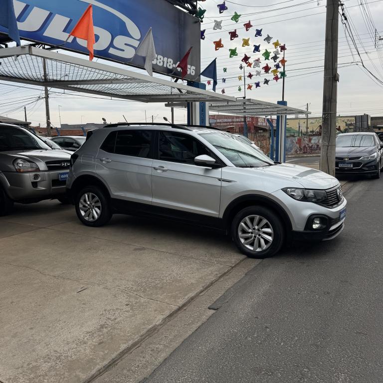 VOLKSWAGEN T-Cross - Foto