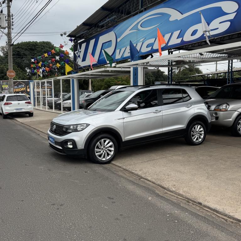 VOLKSWAGEN T-Cross - Foto