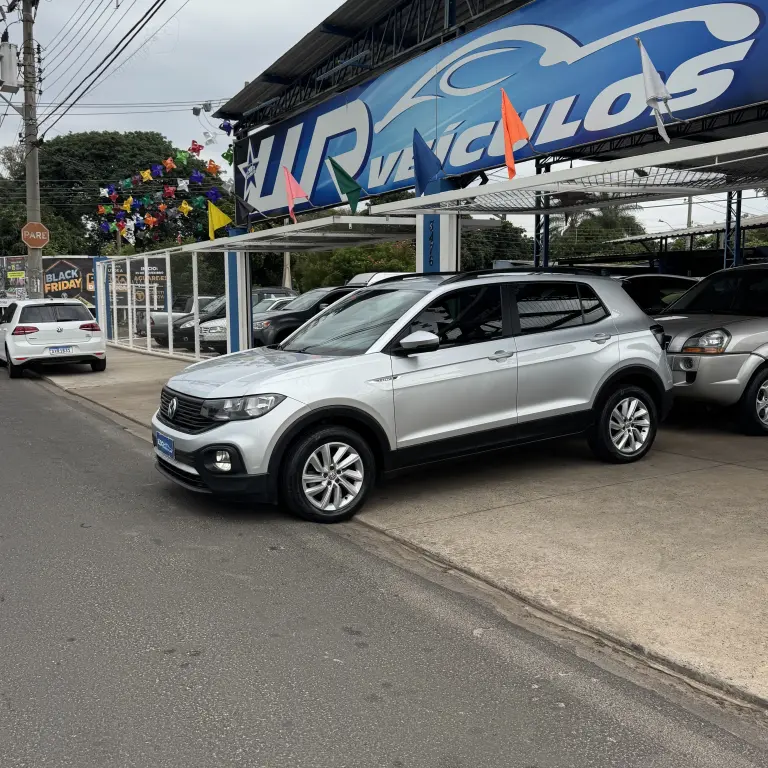 VOLKSWAGEN T-Cross - Foto