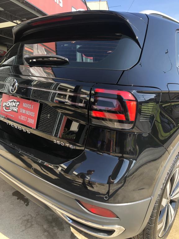 VOLKSWAGEN T-Cross - Foto