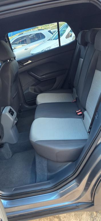 VOLKSWAGEN T-Cross - Foto