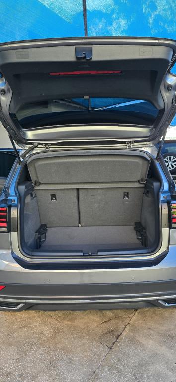 VOLKSWAGEN T-Cross - Foto