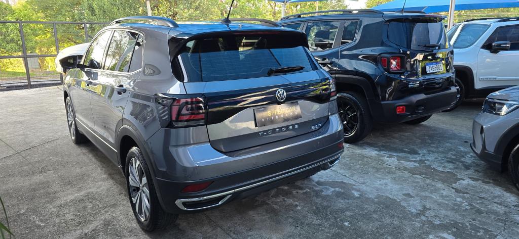 VOLKSWAGEN T-Cross - Foto