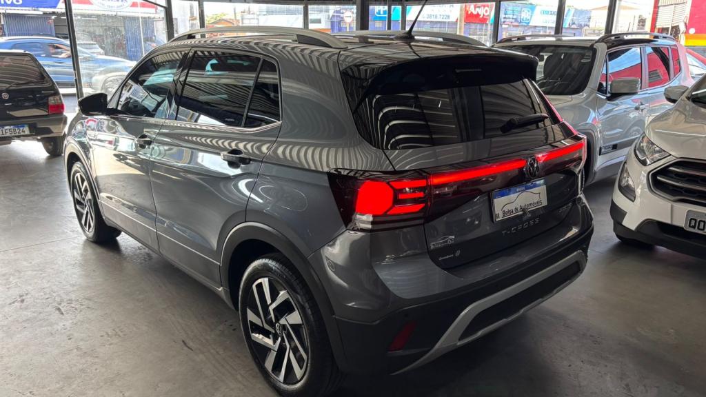 VOLKSWAGEN T-Cross - Foto