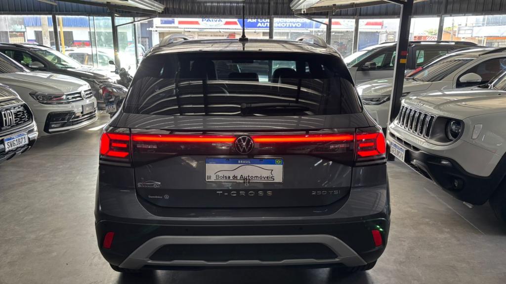 VOLKSWAGEN T-Cross - Foto