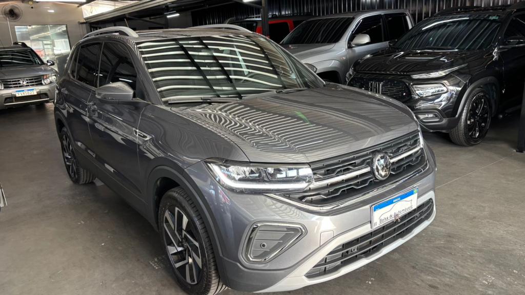 VOLKSWAGEN T-Cross - Foto