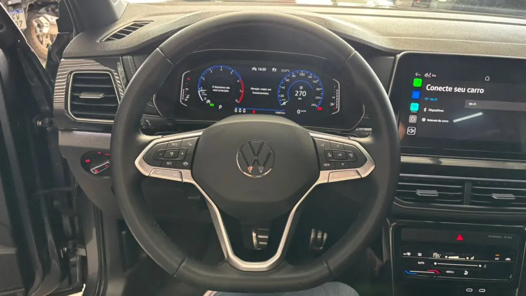 VOLKSWAGEN T-Cross - Foto