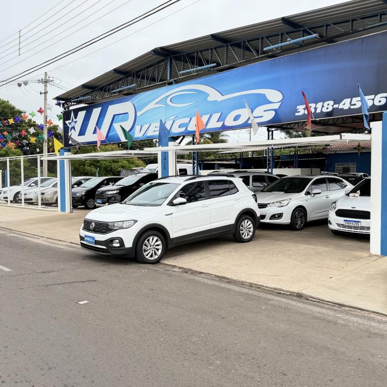 VOLKSWAGEN T-Cross - Foto