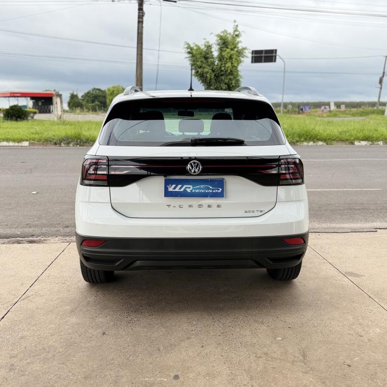 VOLKSWAGEN T-Cross - Foto