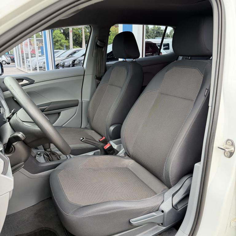 VOLKSWAGEN T-Cross - Foto