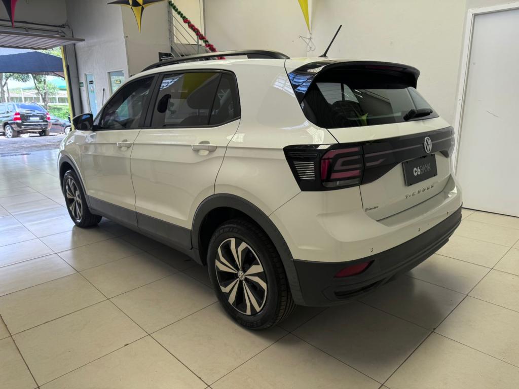 VOLKSWAGEN T-Cross - Foto