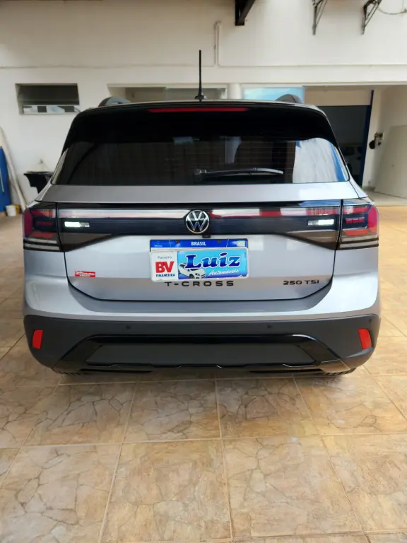VOLKSWAGEN T-Cross - Foto