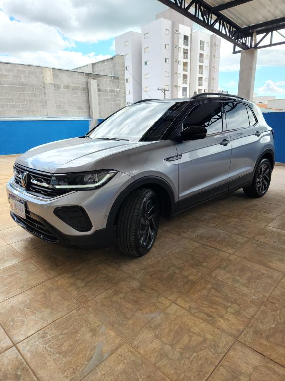 VOLKSWAGEN T-Cross - Foto