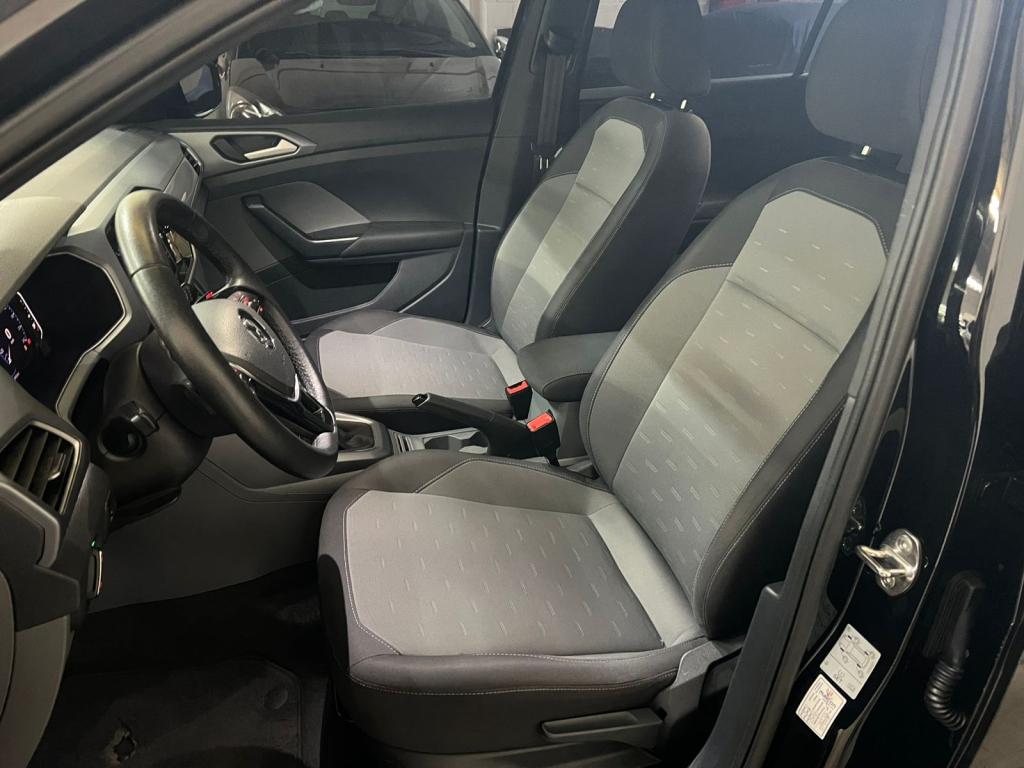 VOLKSWAGEN T-Cross - Foto