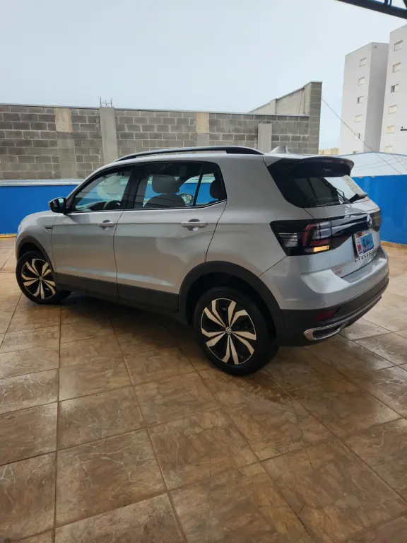 VOLKSWAGEN T-Cross - Foto