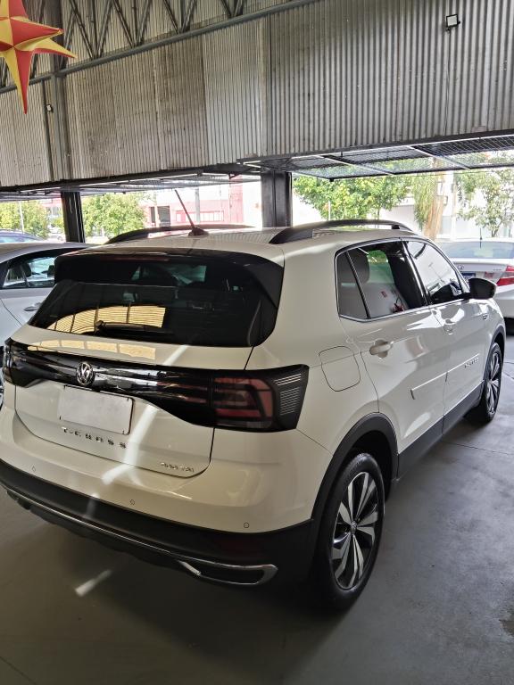 VOLKSWAGEN T-Cross - Foto