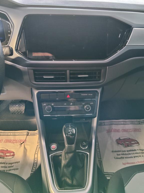 VOLKSWAGEN T-Cross - Foto