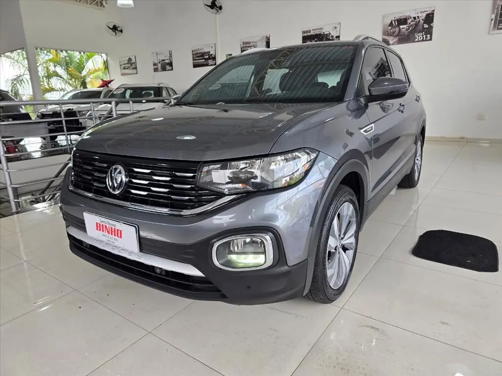 VOLKSWAGEN T-Cross - Foto